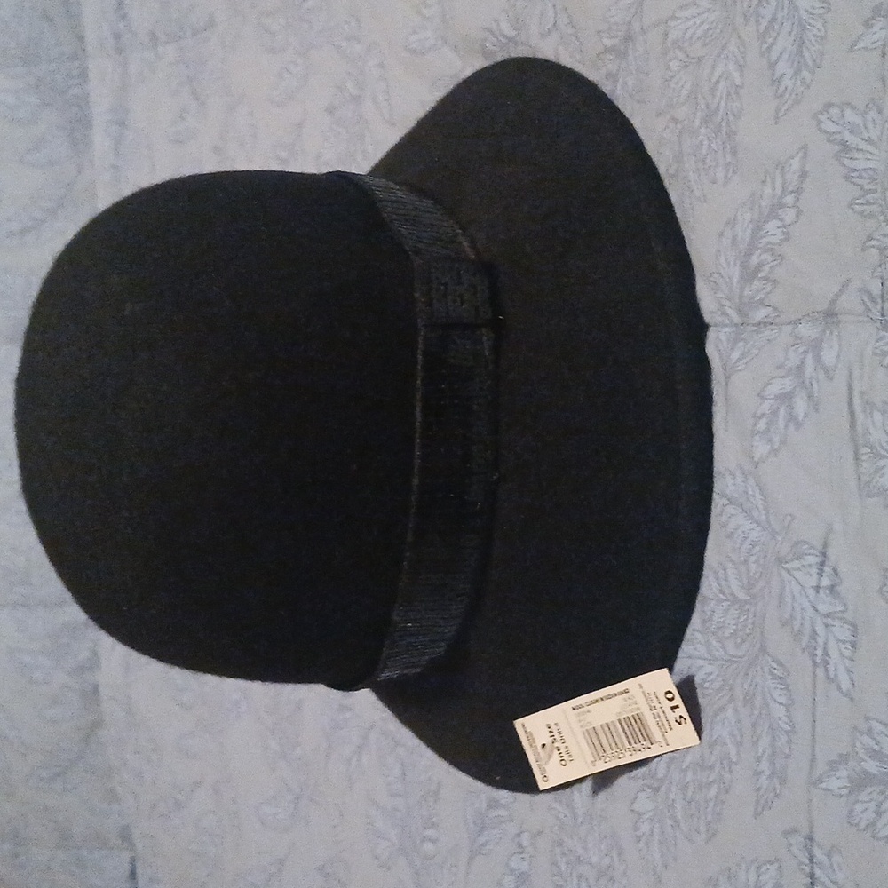 Walmart One Size Fits All Black Wool With Sequin Band